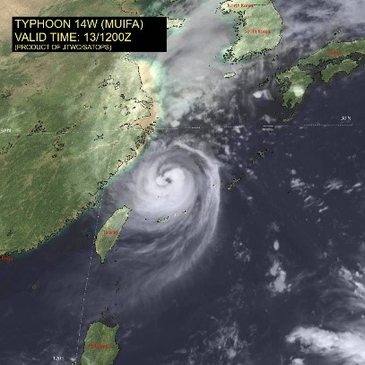 Chinese Ports at a Standstill as Typhoon Muifa Storms Toward Shanghai